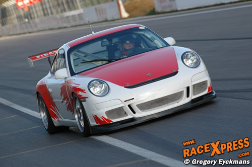 De nieuwe First Motorsport Porsche 997 GT3 Supercup